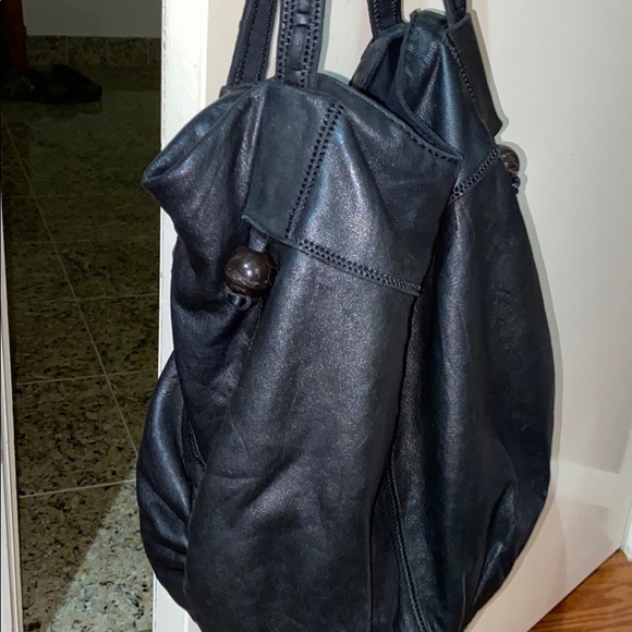 Black Floral Leather Handbag - Picture 2 of 4